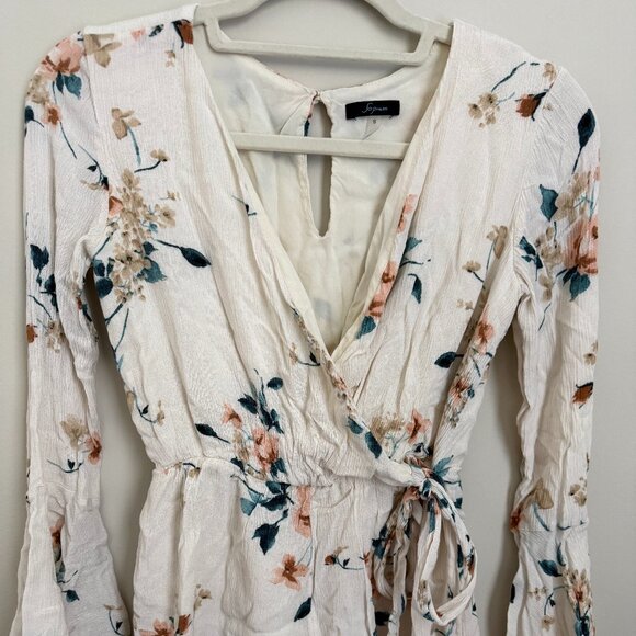 Women's White Floral Romper - Picture 1 of 3
